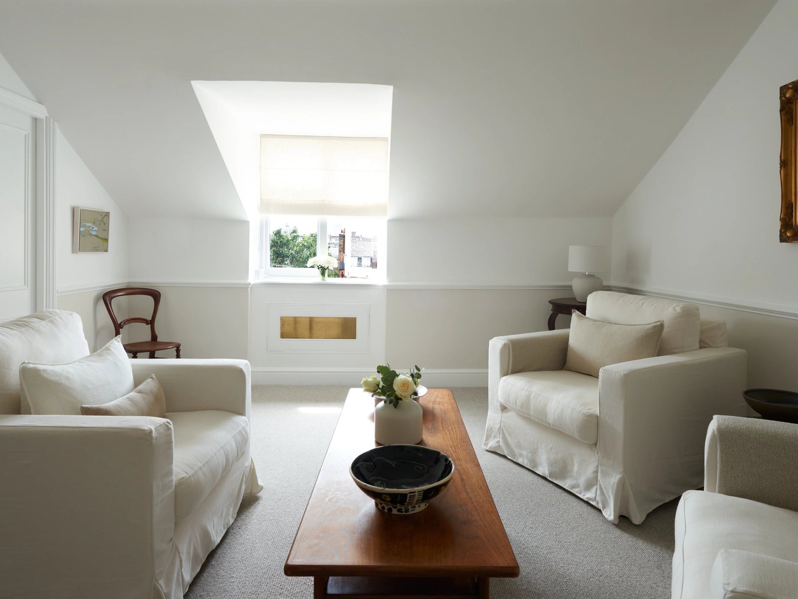 A consulting room at 15 Harley Street, London W1